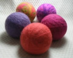 Set of 5 girly 100% wool dryer balls