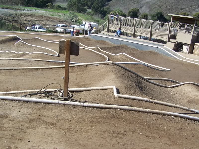 rc dirt oval track size