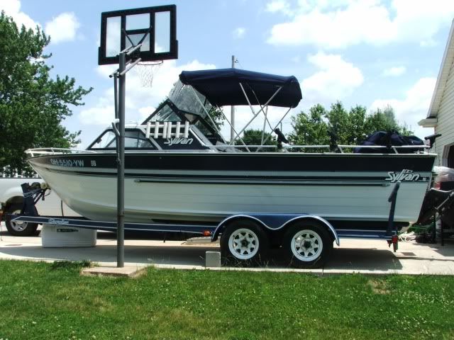 Boat008.jpg