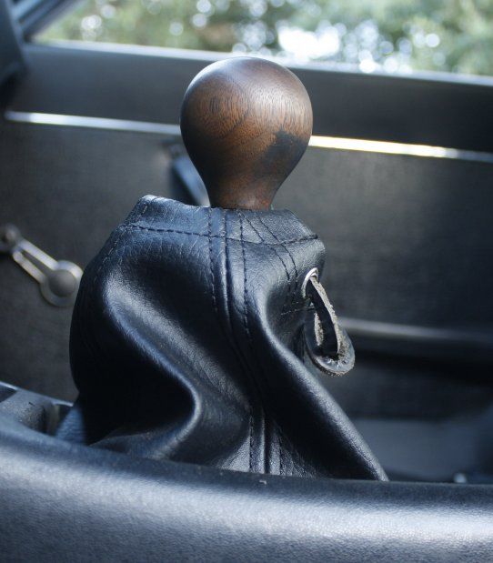 240zshiftknob01.jpg