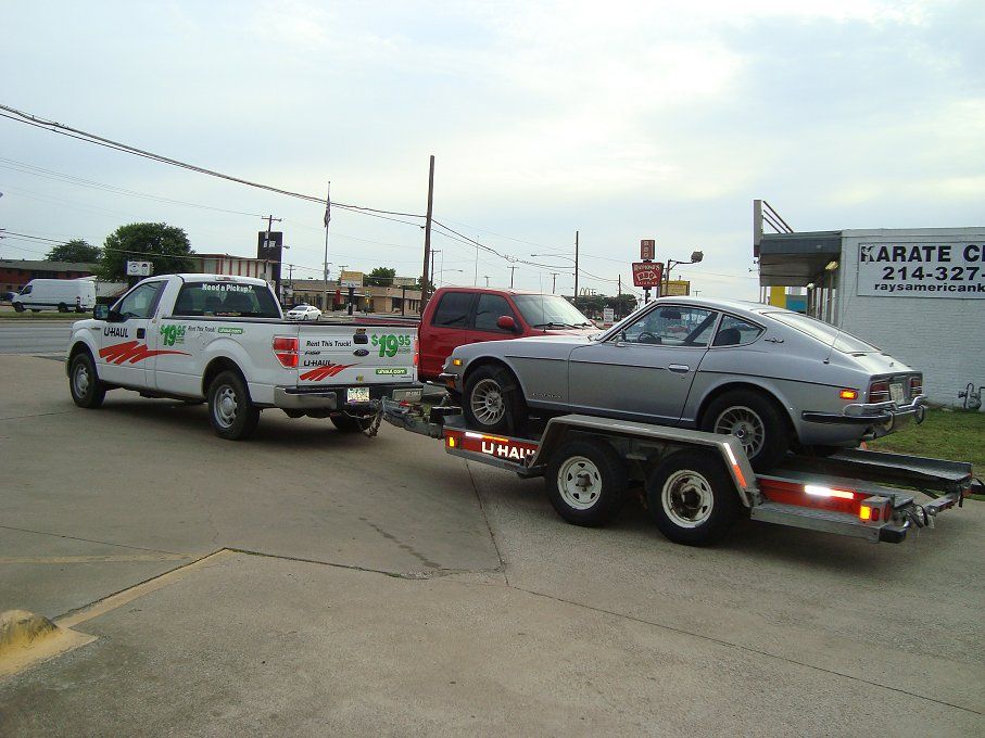 Uhaul240z02.jpg