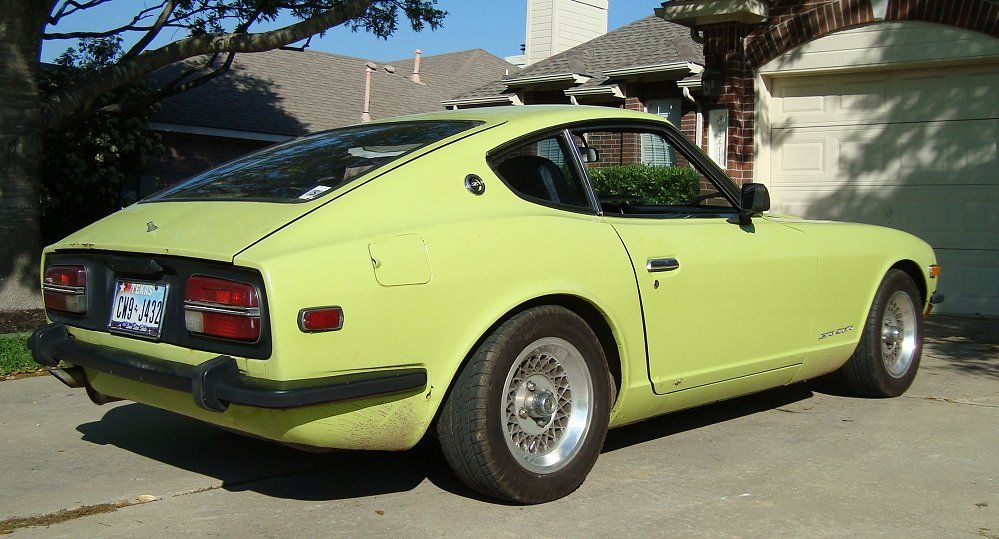 datsun 240z lime green