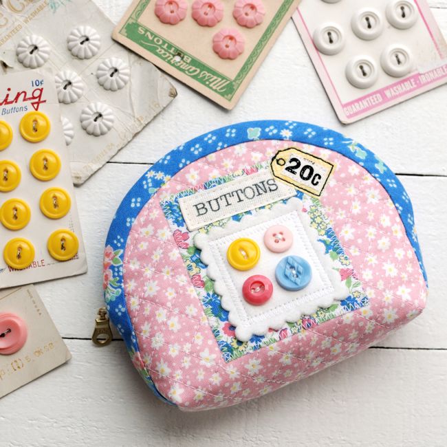  retro mama button card zipper pouch