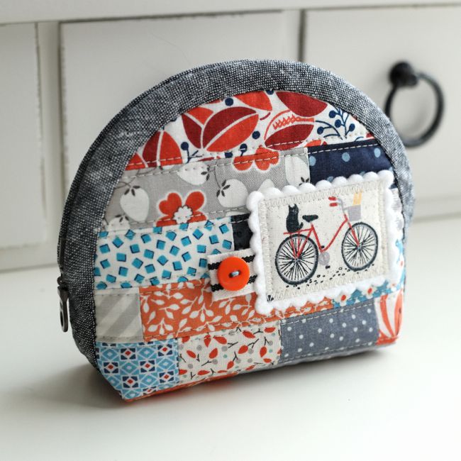  retro mama patchwork notions pouch