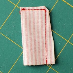 retro mama: fabric house tutorial