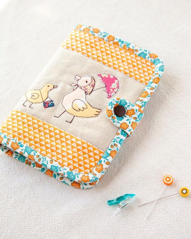  Retro Mama | Pins and Needles book sewn by Minki @zeriano