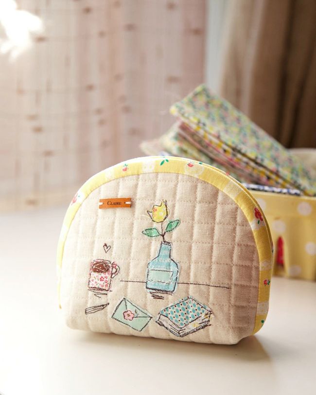  retro mama quilted notions pouch made by Minki Kim